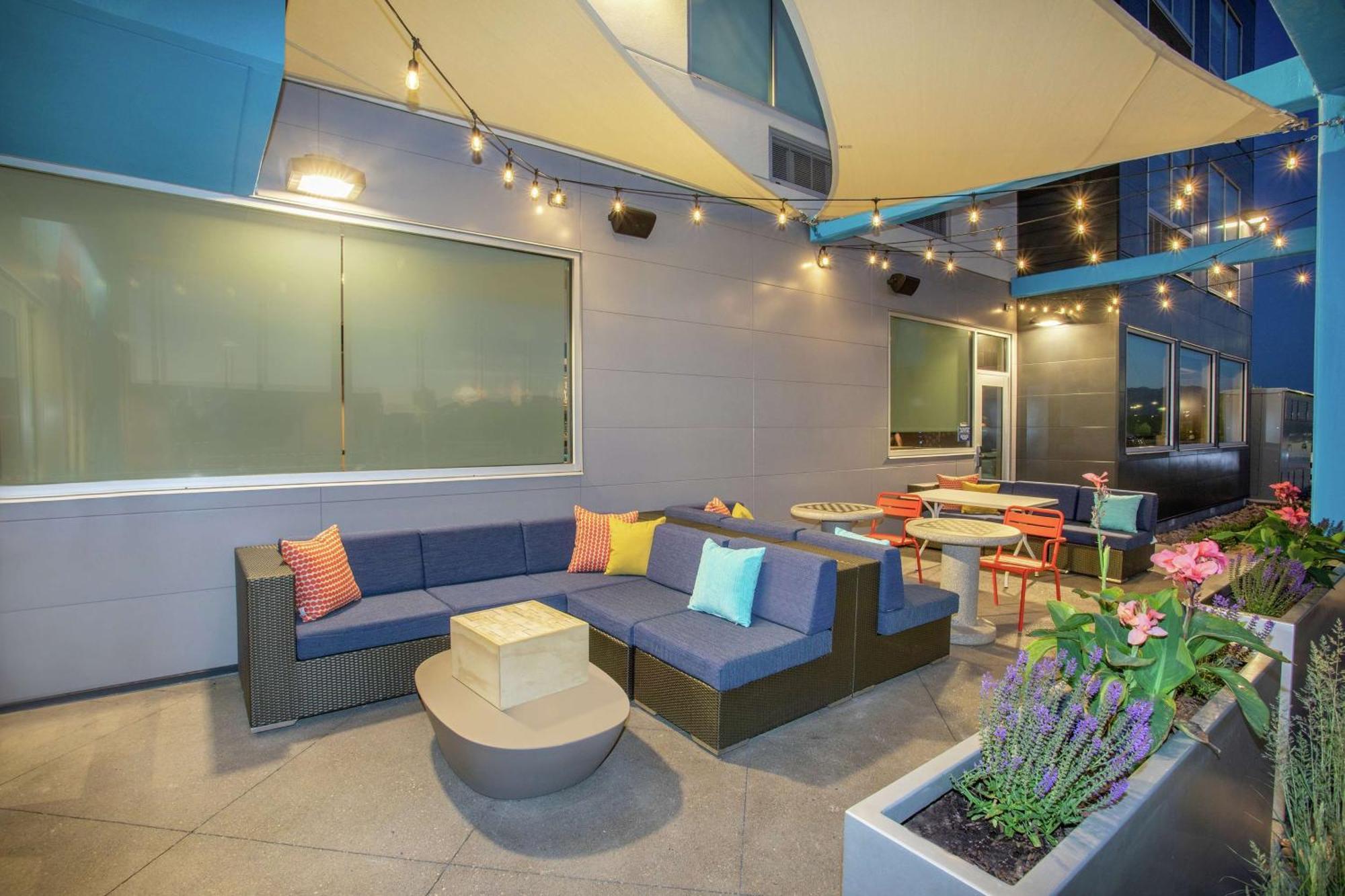 Tru By Hilton Salt Lake City Midvale Extérieur photo